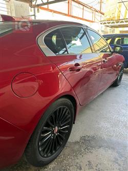 جاكوار XF